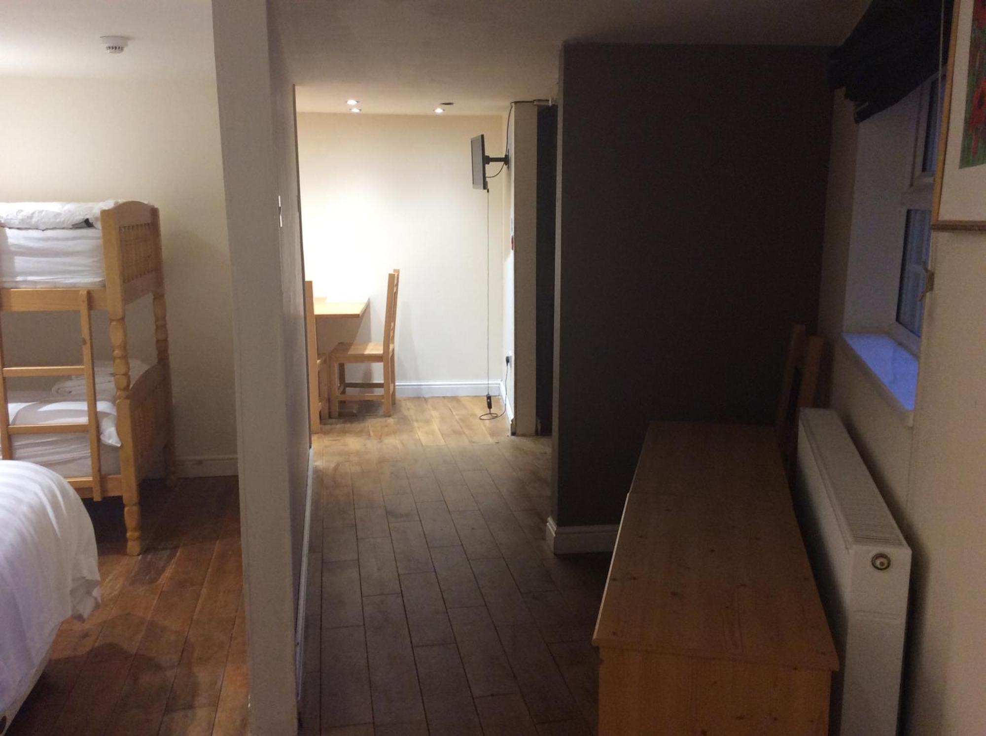 Arncliffe Arms Bed & Breakfast Glaisdale Room photo