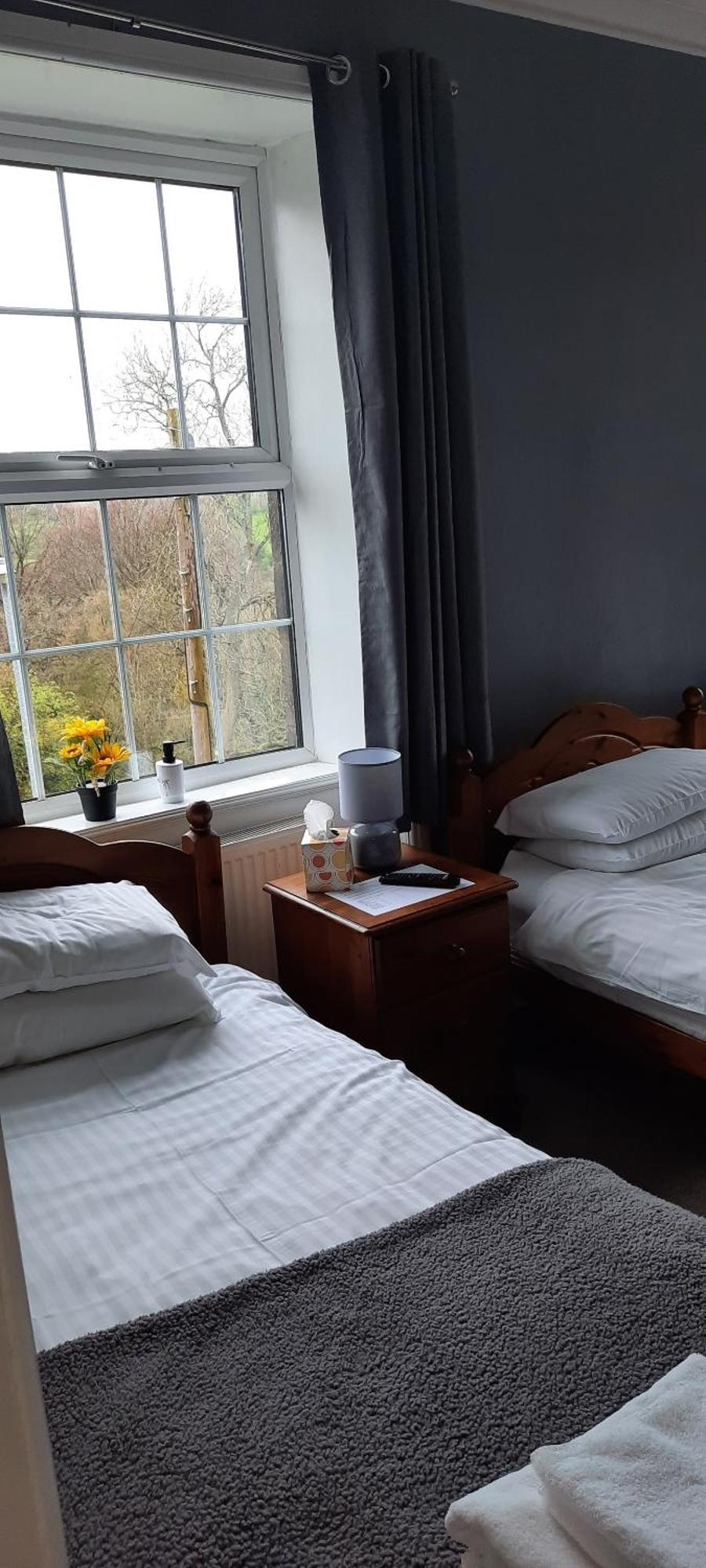 Arncliffe Arms Bed & Breakfast Glaisdale Room photo